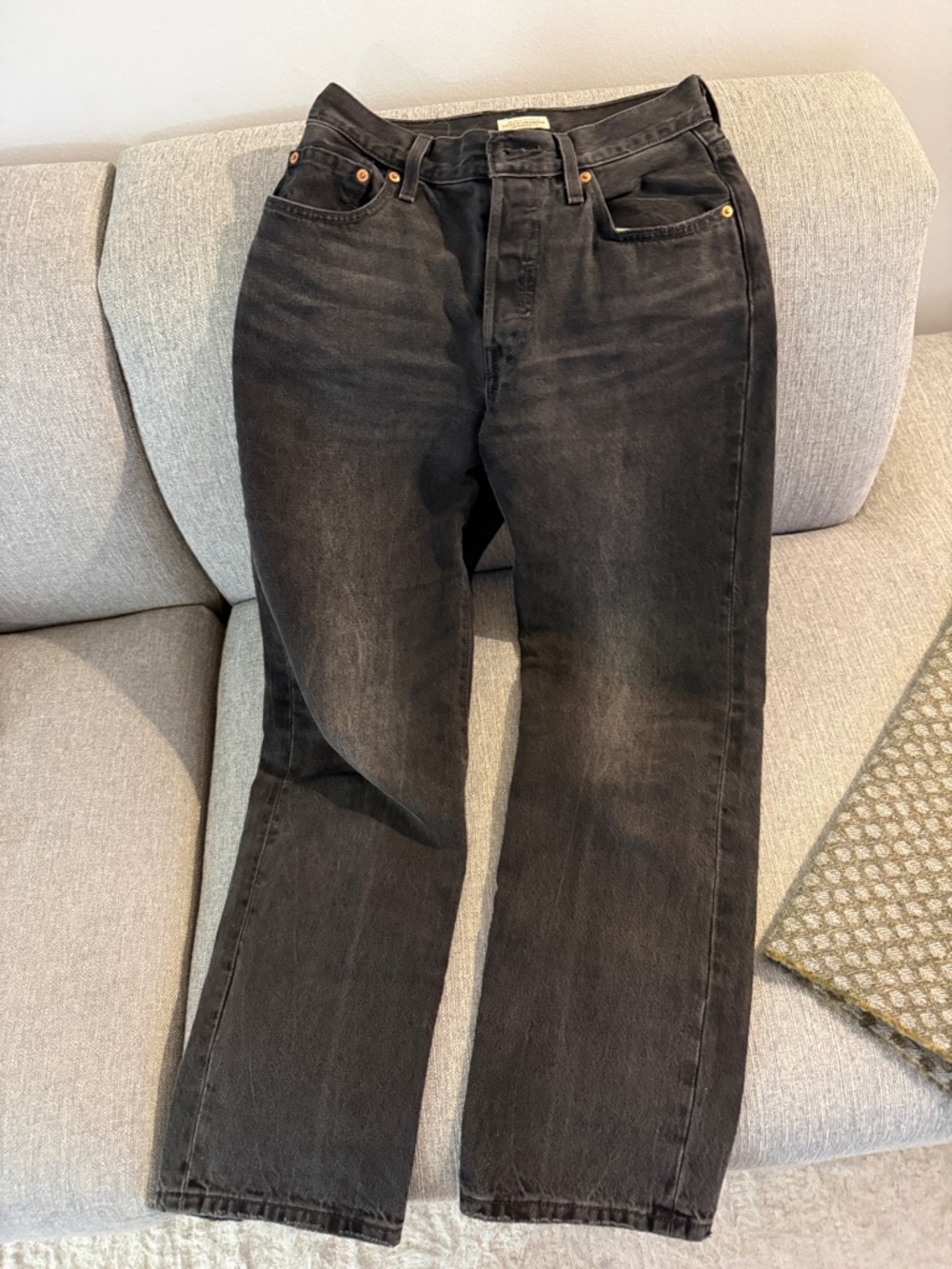 Levi's Women's Black Washed Straight Jeans